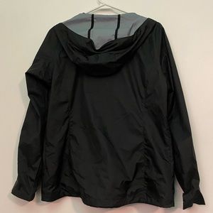 Womans Columbia raincoat